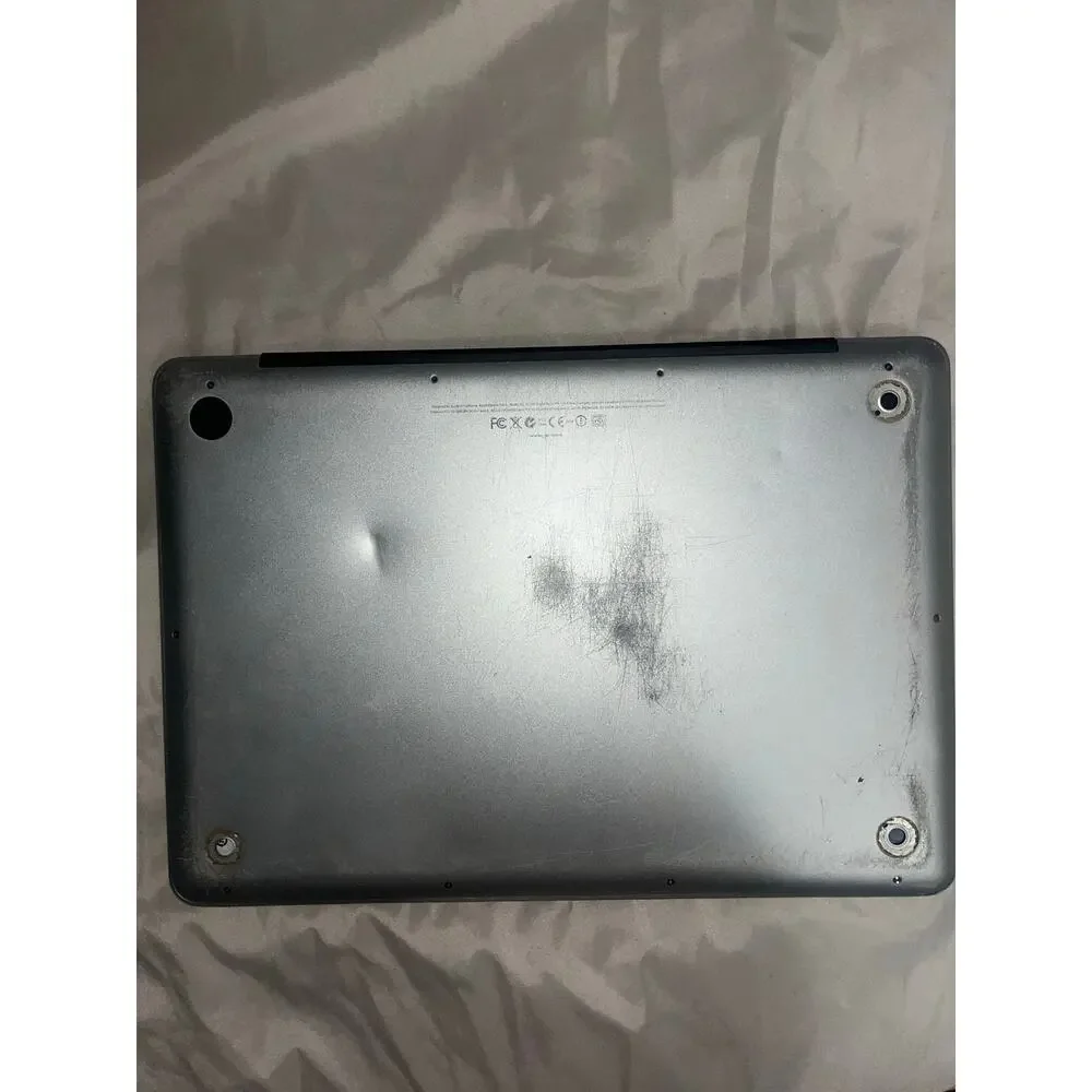 Apple Laptop Pre Owned Untested Broken Selling for Parts A1278